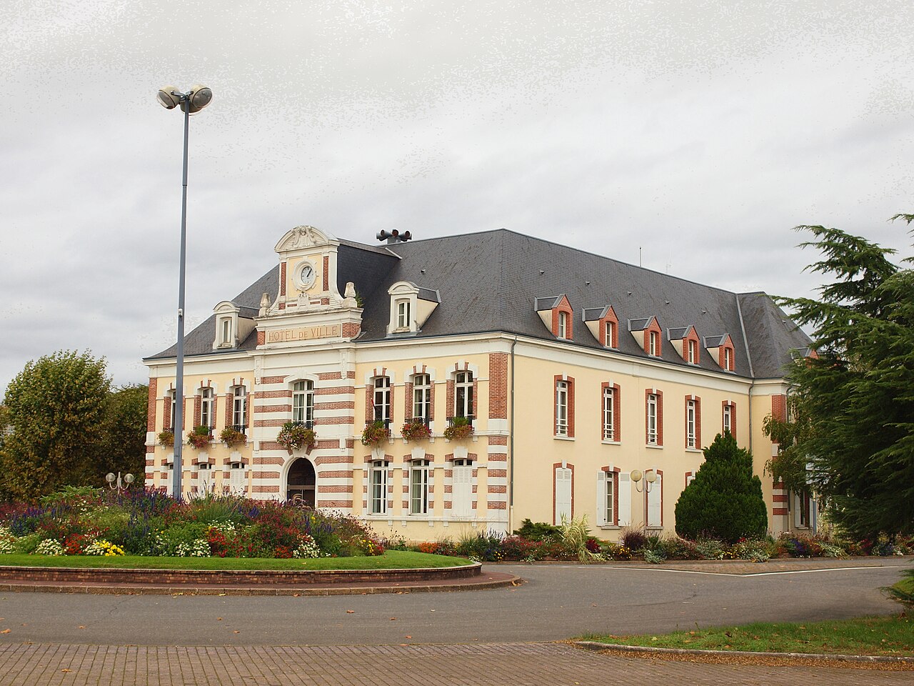 Mairie de Chalette-Sur-Loing